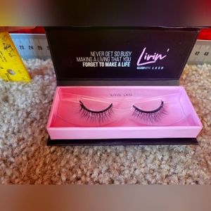 Glamnetic Eyelashes NIB